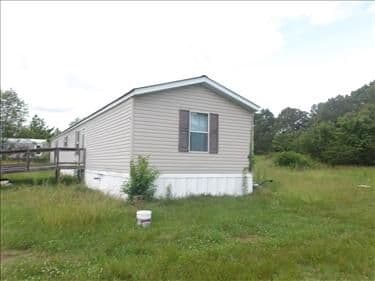 2011 3-Bedroom Manufactured Home — Hickory Valley, TN in Hickory Valley, TN