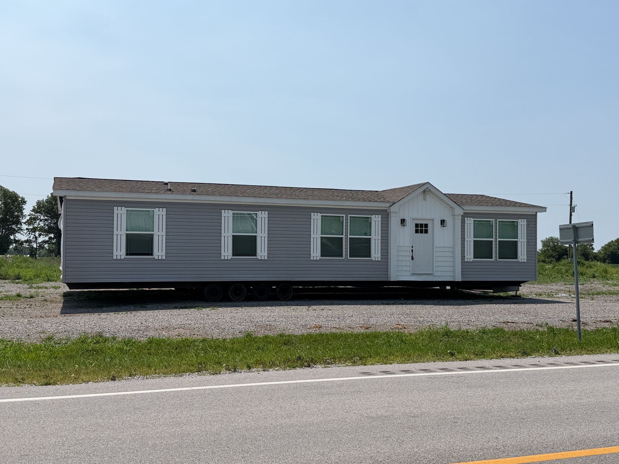 2024 CLAYTON 3-Bedroom Manufactured Home — Sims, IL in Sims, IL