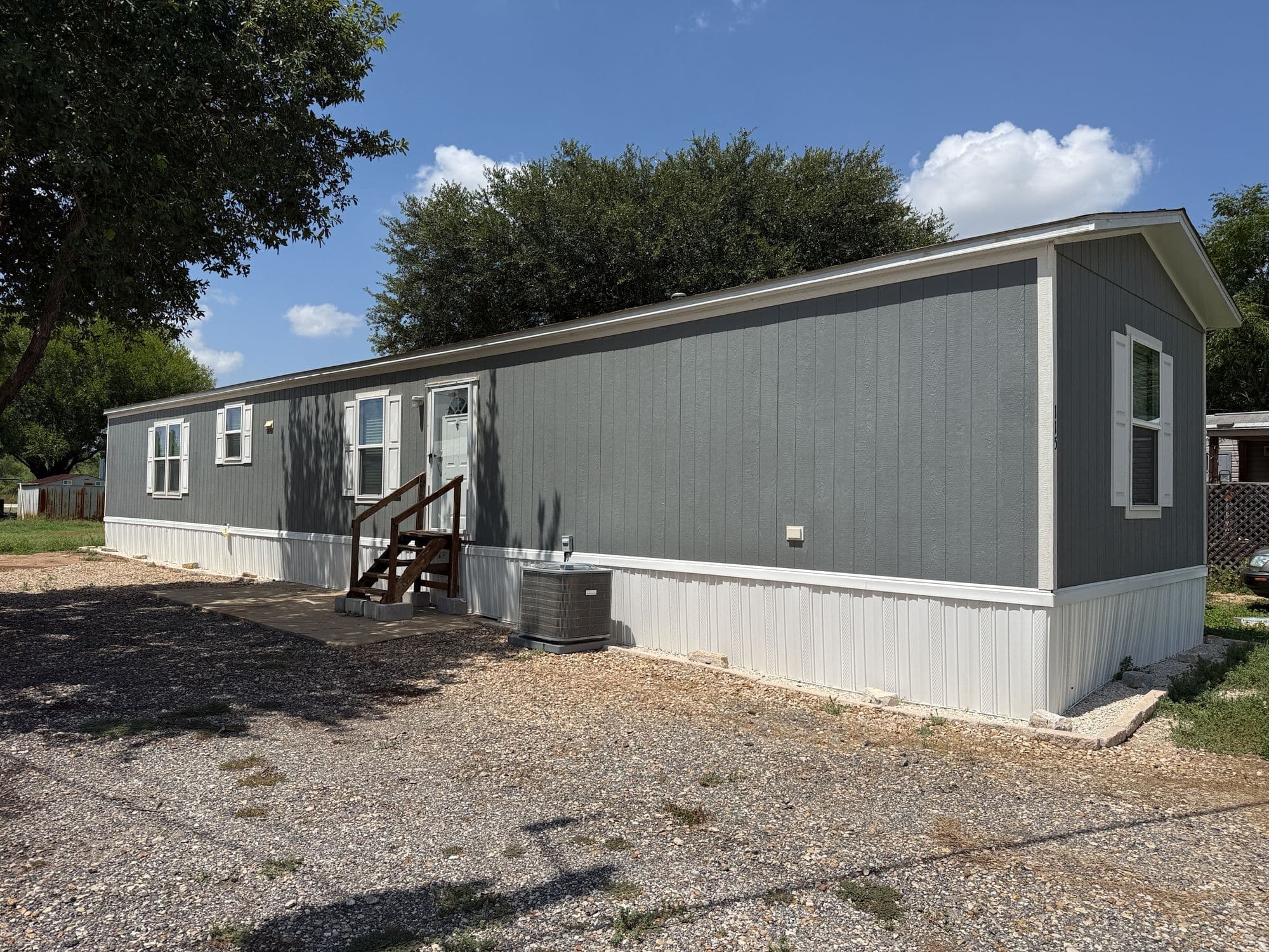 2022 CLAYTON 3-Bedroom Manufactured Home — Von Ormy, TX in Von Ormy, TX