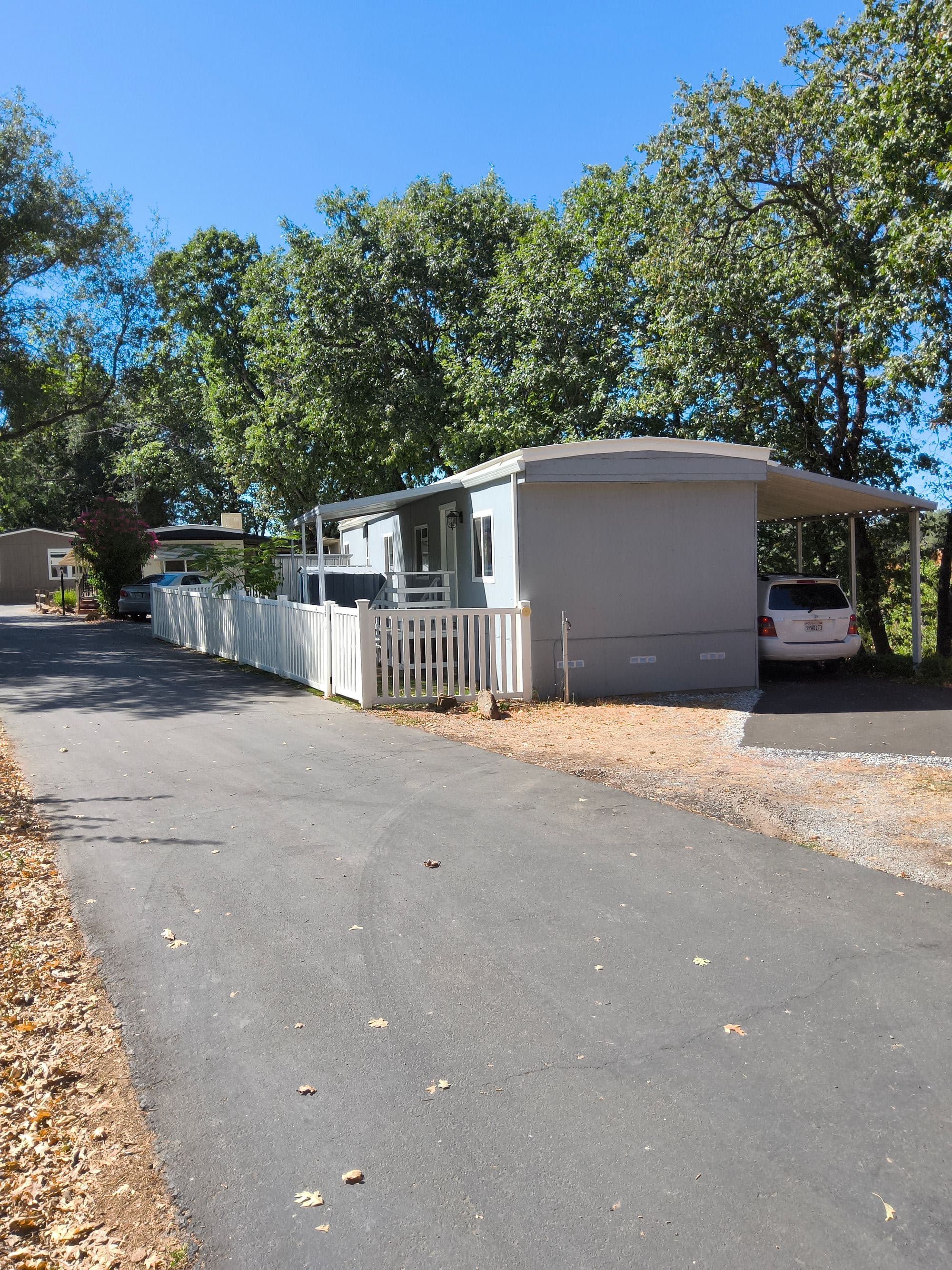 1979 GUERDON 2-Bedroom Manufactured Home — Placerville, CA in Placerville, CA