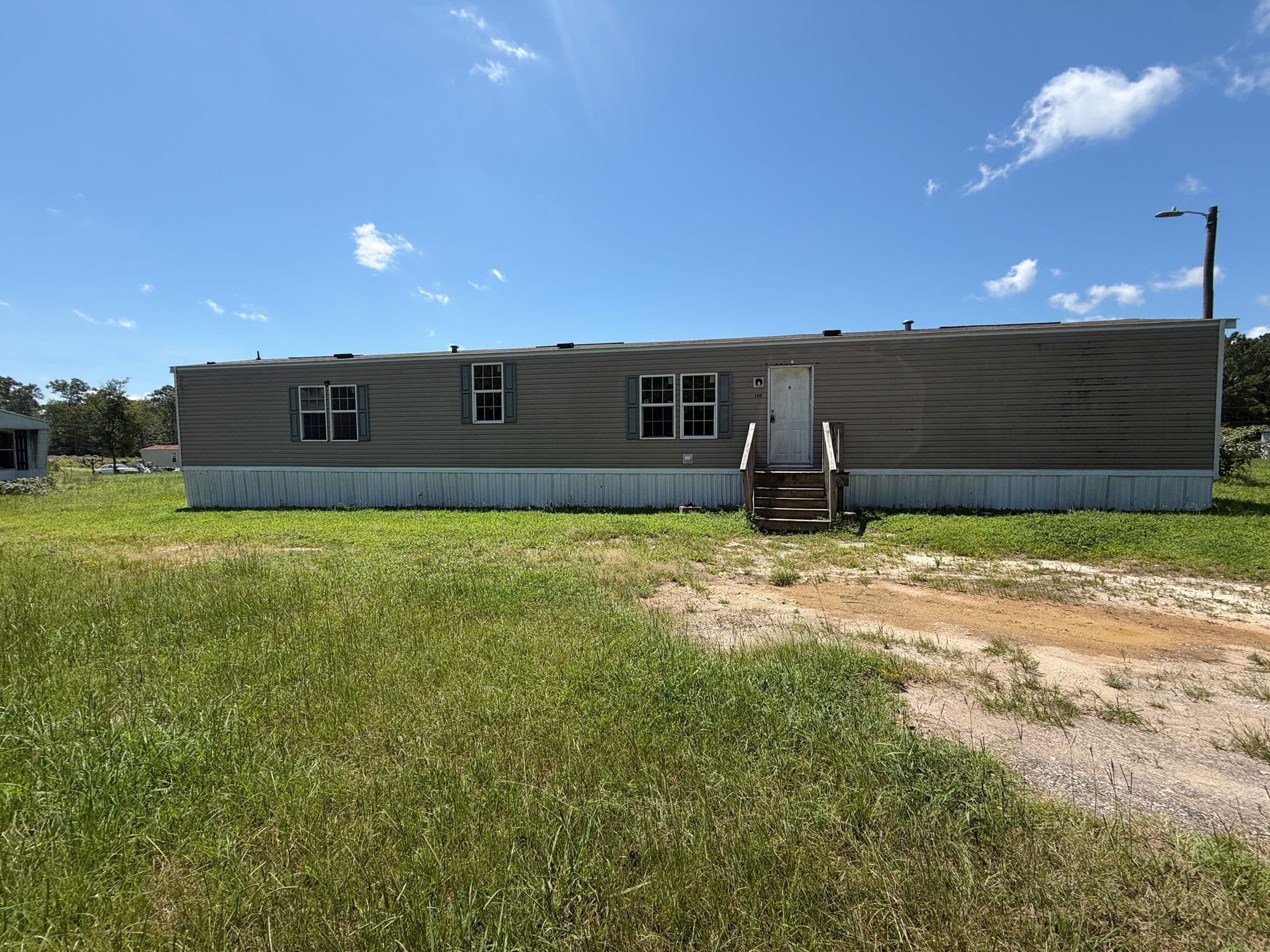 2014 CLAYTON 3-Bedroom Manufactured Home — Henderson, NC in Henderson, NC