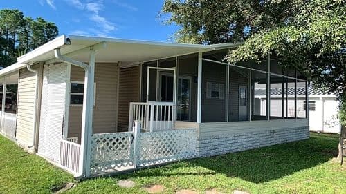 2000 OAK 3-Bedroom Manufactured Home — Orlando, FL in Orlando, FL